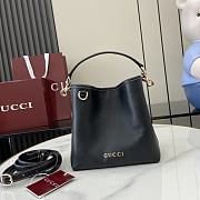 Fortok Gucci GG Emblem Mini Bucket Bag Black 816118 19x18x11cm - 1