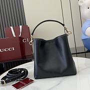 Fortok Gucci GG Emblem Mini Bucket Bag Black 816118 19x18x11cm - 5