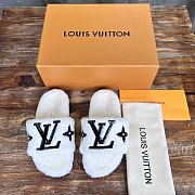 Fortok Louis Vuitton Fur Slippers White  - 1