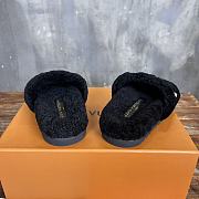 Fortok Louis Vuitton Fur Slippers Black - 6