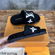 Fortok Louis Vuitton Fur Slippers Black - 4