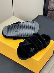 Fortok Louis Vuitton 24 Fur Slippers Black - 6
