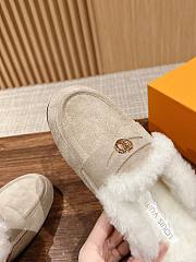 Fortok Louis Vuitton Soho Open Back Loafer Beige  - 5