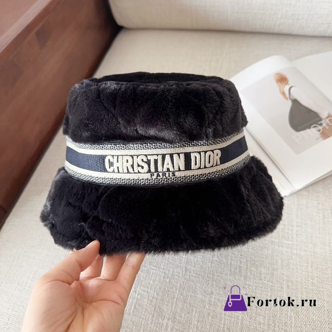 Fortok Dior D-Bobby Cannage Small Brim Bucket Hat Deep Blue Shearling - 1