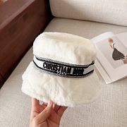 Fortok Dior D-Bobby Cannage Small Brim Bucket Hat White Shearling - 1