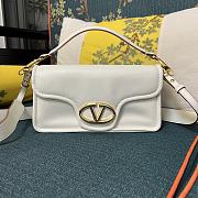 Fortok Valentino Garavani VLogo 1960 Nappa Leather Shoulder Bag White 26x13x9cm - 1