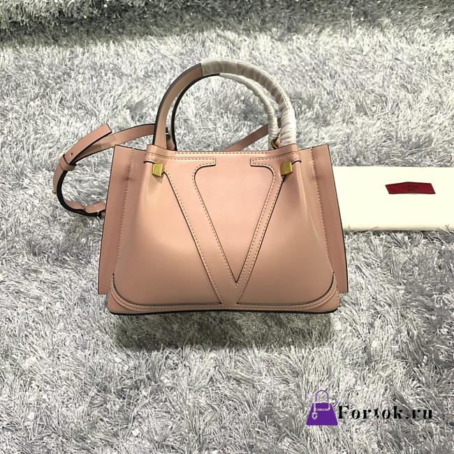 Fortok Valentino Vlogo Garavani Escape Calfskin Shopping Bag Beige 31x25x15cm - 1