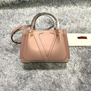 Fortok Valentino Vlogo Garavani Escape Calfskin Shopping Bag Beige 31x25x15cm