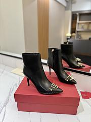 Fortok Valentino Garavani Rockstud Pointed Toe Black Leather Ankle Boot - 1