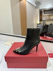 Fortok Valentino Garavani Rockstud Pointed Toe Black Leather Ankle Boot - 3