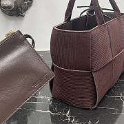 Fortok Bottega Veneta Arco Suede Tote Bag Dark Brown 8001 34x13x21cm - 2