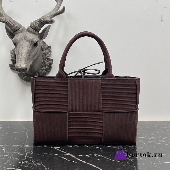 Fortok Bottega Veneta Arco Suede Tote Bag Dark Brown 8001 34x13x21cm - 1