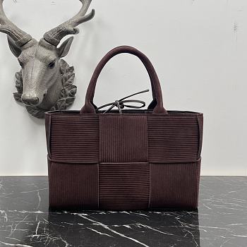 Fortok Bottega Veneta Arco Suede Tote Bag Dark Brown 8001 34x13x21cm