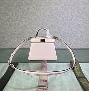 Fortok Fendi Peekaboo Iseeyou Petite Bag in Light Pink 20x11x15cm - 1