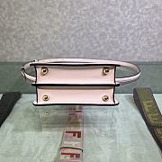 Fortok Fendi Peekaboo Iseeyou Petite Bag in Light Pink 20x11x15cm - 4