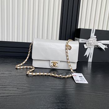 Fortok Chanel 24K Small Flap Bag Grain Shiny Calfskin White AS5186 15×23×8cm