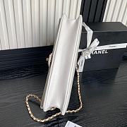 Fortok Chanel 24K Small Flap Bag Grain Shiny Calfskin White AS5182 15.5x32.5x5cm - 4