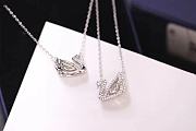 Fortok Swarovski White Swan Beating Heart Clavicle Necklace - 4