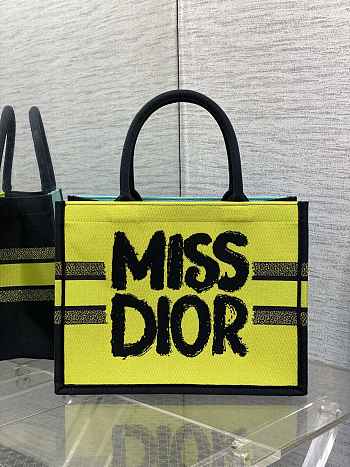 Fortok Dior Book Tote Yellow, Blue and Black Miss Dior Graffiti Embroidery 36x18x28cm