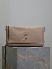 Fortok Saint Laurent Calypso Mini Chain Bag in Cream Grained Leather 24x21x3cm - 1