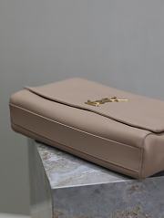 Fortok Saint Laurent Calypso Mini Chain Bag in Cream Grained Leather 24x21x3cm - 6