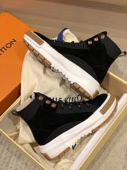 Fortok Louis Vuitton V Squad Leather And Fur High Boots Black  - 3