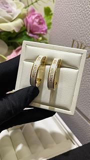 Fortok Dior Night Code White Enamel Gold Letter Row Diamond Earrings - 4