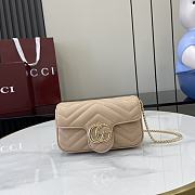 Fortok Gucci GG Marmont Super Mini Bag Beige 476433 16.5x11x4.5cm - 1