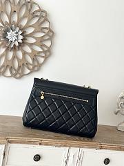 Fortok Chanel Classic Flap Maxi Jumbo CC Chain Shoulder Bag Black Lambskin 33x11x23cm - 6