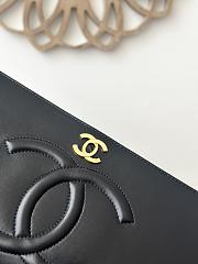 Fortok Chanel Classic Flap Maxi Jumbo CC Chain Shoulder Bag Black Lambskin 33x11x23cm - 5