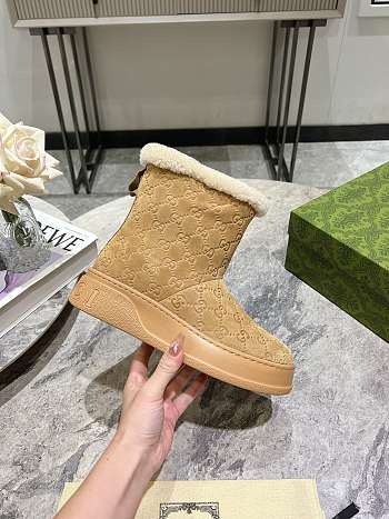 Fortok Gucci Sheepskin Suede Snow Boots Beige