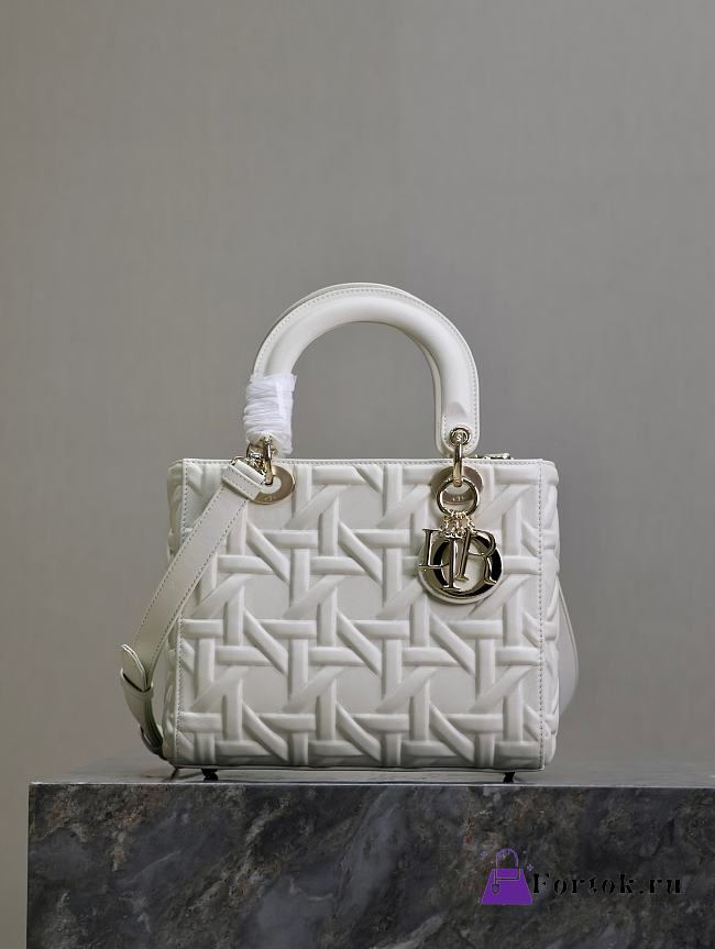 Fortok Dior Lady Dior Bag White Graphic Cannage Calfskin 24x11x20cm - 1