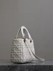 Fortok Dior Lady Dior Bag White Graphic Cannage Calfskin 24x11x20cm - 4