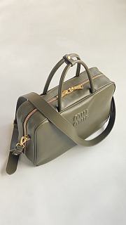 Fortok Miu Miu Green Leather Beau Bag 34.5x22x12cm - 4