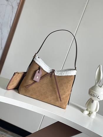 Fortok Louis Vuitton CarryAll PM Bag Beige Suede Leather M11843 29x24x12cm
