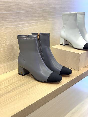 Fortok Chanel Grey Leather Ankle Boots