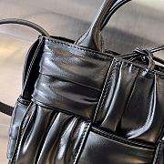 Fortok Bottega Veneta Arco Tote Bag Black 729029 20x13x7cm - 2