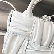 Fortok Bottega Veneta Arco Tote Bag White 729029 20x13x7cm - 2