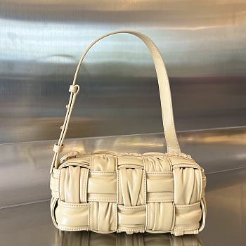 Fortok Bottega Veneta Small Cassette Bag Beige 736233 23x10.5x10cm