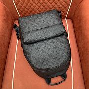 Fortok Louis Vuitton Discovery Embossed Backpack Black M46553 29x38x20cm - 3
