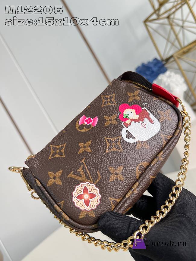 Fortok Louis Vuitton Mini Pochette Accessoires Bag Candy Red M12205 15.5x10.5x4cm - 1