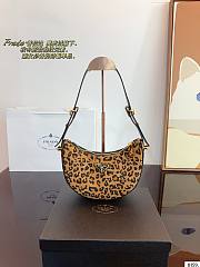 Fortok Prada Metallic Arqué Printed Leather Shoulder Bag 20x6x13cm - 1