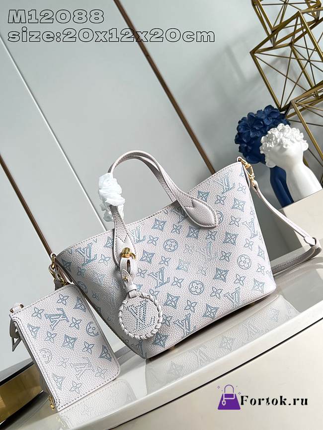Fortok Louis Vuitton Blossom PM Bag Flight Mode M12088 20x12.5x20cm - 1