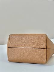 Fortok Fendi Mini Roll Calfskin Bag Brown 8655C 15.5x11x13cm - 6