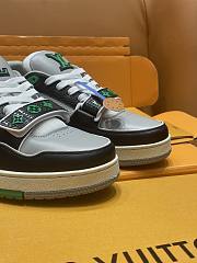 Fortok Louis Vuitton Trainer Sneaker Low LV White Black Grey Green - 3