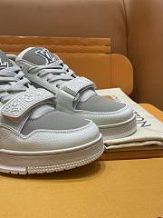 Fortok Louis Vuitton Trainer Sneaker Low LV White Grey - 4