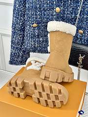 Fortok Louis Vuitton Shearling Boots Beige - 4