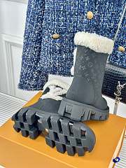 Fortok Louis Vuitton Shearling Boots Black - 5