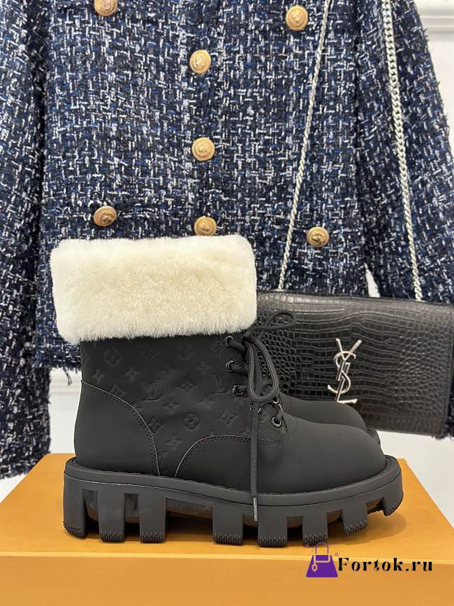 Fortok Louis Vuitton Donkey Snow Boots Black - 1