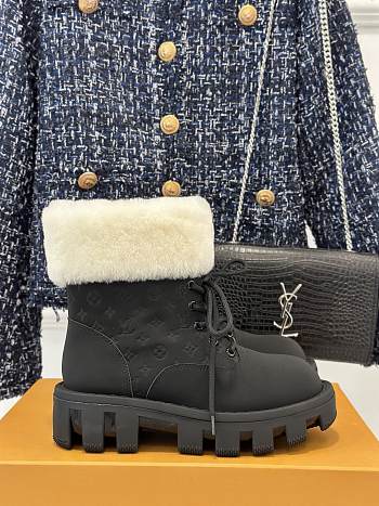 Fortok Louis Vuitton Donkey Snow Boots Black